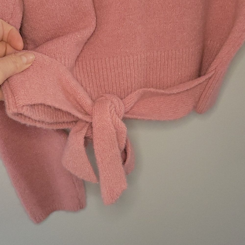 WAYF size XS sweater - Picture 4 of 5
